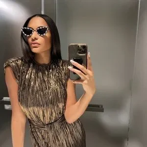 February Nine | Accessories | Diamond Studded Sunglasses By  display picture 2